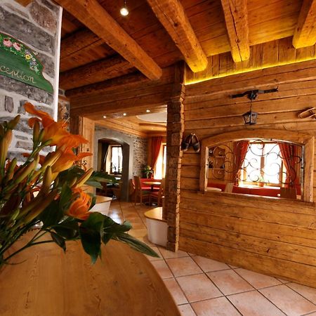 Albergo Centrale Forni di Sopra Exterior photo