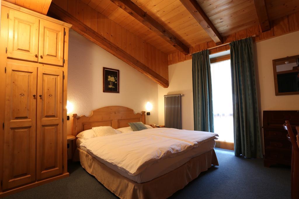 Albergo Centrale Forni di Sopra Room photo