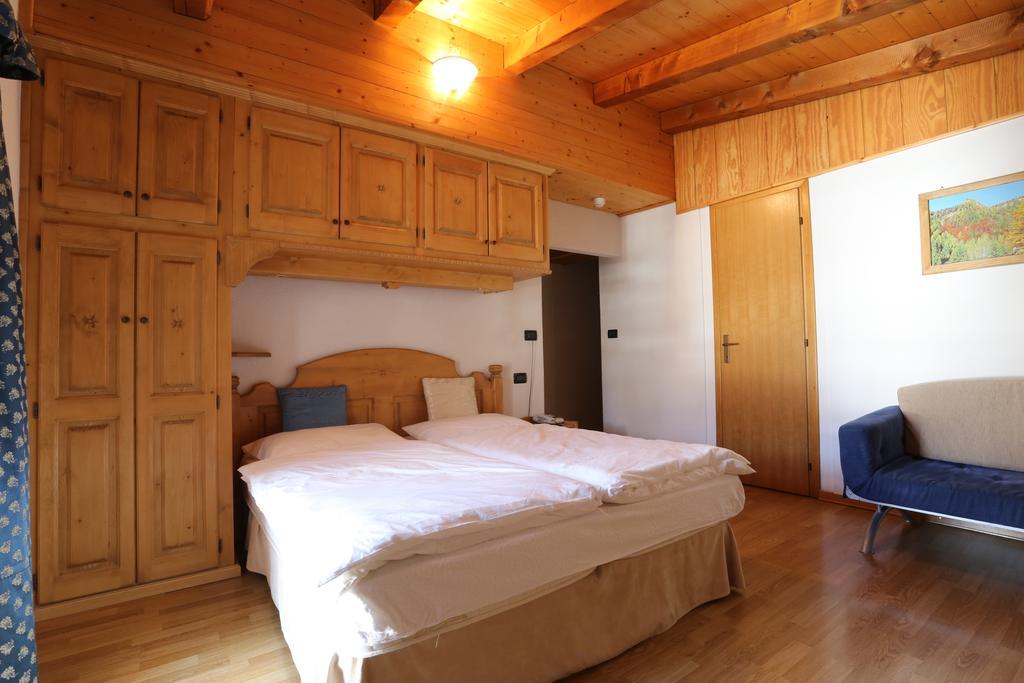 Albergo Centrale Forni di Sopra Room photo