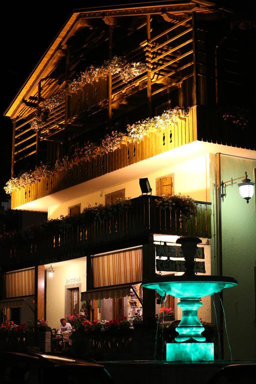 Albergo Centrale Forni di Sopra Exterior photo