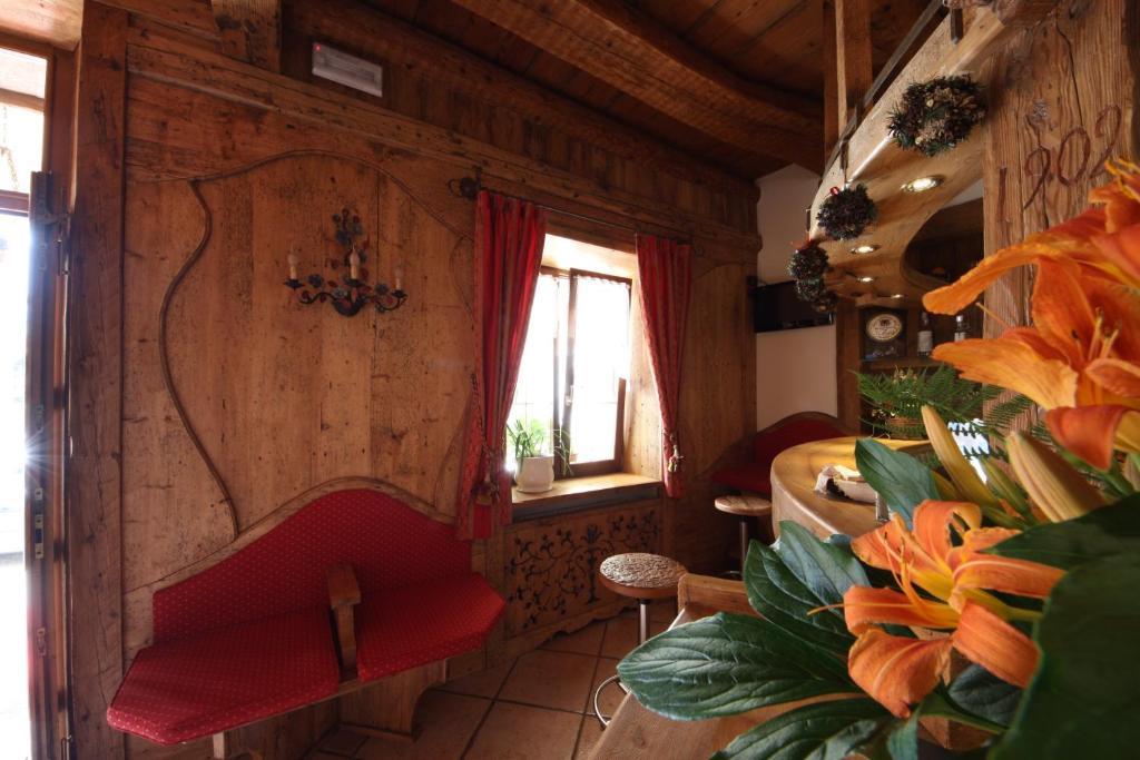 Albergo Centrale Forni di Sopra Exterior photo